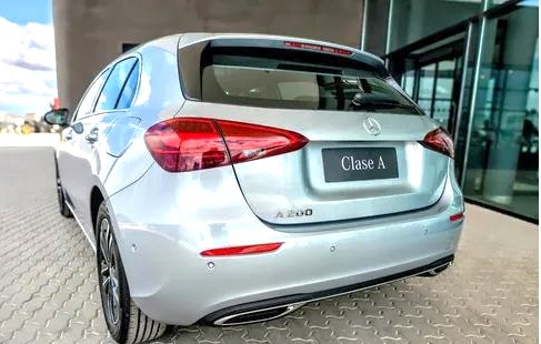Mercedes-Benz A Class 1.6 A200 Review