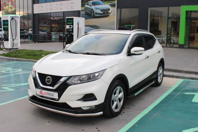 2018 Nissan Qashqai Acenta Premium Review